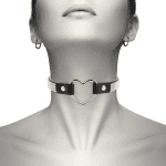 COQUETTE CHIC DESIRE - VEGAN LEATHER CHOKER WITH HEART - Image 2